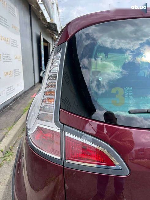 Renault Scenic 2014 - фото 10