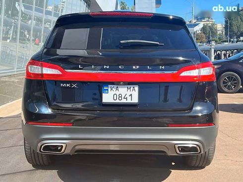 Lincoln MKX 2018 - фото 6