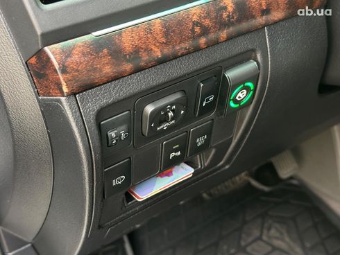 Toyota Land Cruiser 2008 серый - фото 46