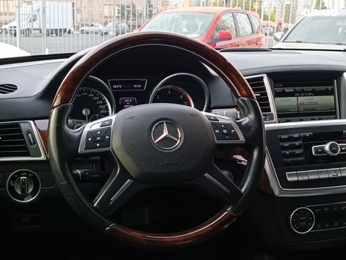 Mercedes-Benz GL-Класс 2014 черный - фото 35