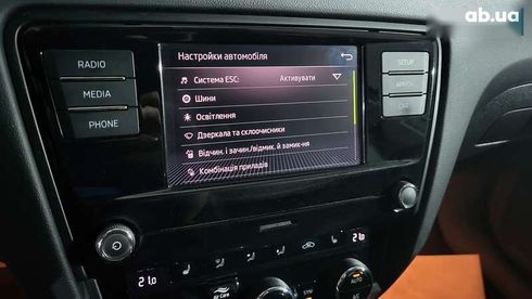 Skoda Octavia 2019 - фото 16