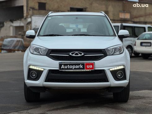 Chery Tiggo 3 2017 белый - фото 6