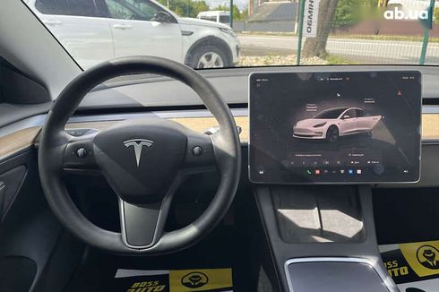 Tesla Model 3 2022 - фото 16