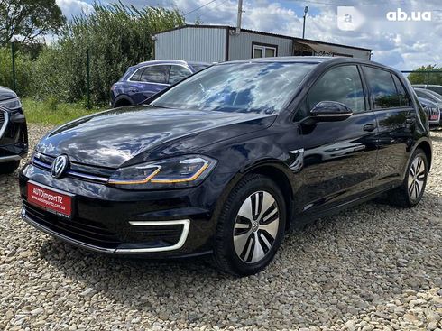 Volkswagen e-Golf 2020 - фото 8