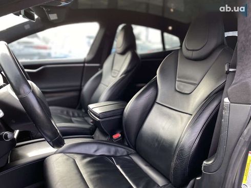 Tesla Model S 2017 - фото 25