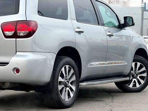 Toyota Sequoia 2020 - фото 14