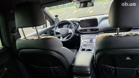 Hyundai Santa Fe 2021 коричневый - фото 9