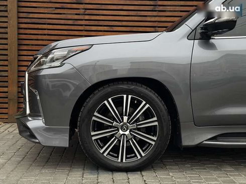 Lexus LX 2020 - фото 4