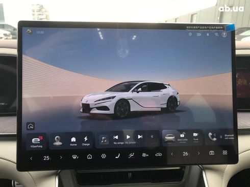 Denza Z9 2024 белый - фото 18