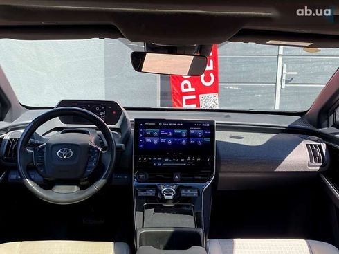 Toyota bZ 2022 - фото 17