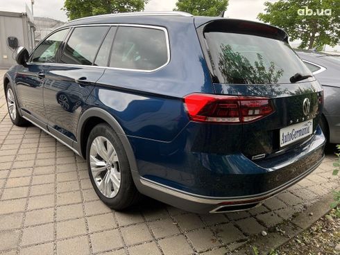 Volkswagen Passat 2022 - фото 20