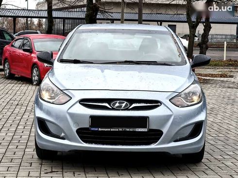 Hyundai Accent 2011 - фото 4