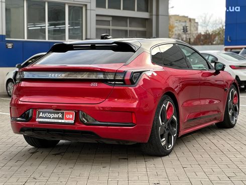 Zeekr 001 2021 красный - фото 7