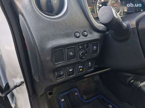 Nissan Note 2018 - фото 22