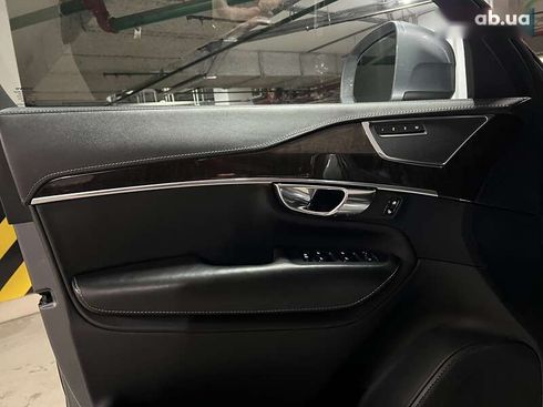 Volvo XC90 2016 - фото 28