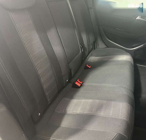 Peugeot 308 2020 - фото 19