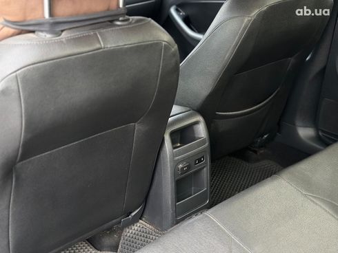 Volkswagen Jetta 2012 белый - фото 16