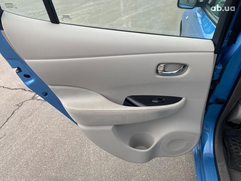 Nissan Leaf 2014 синий - фото 21