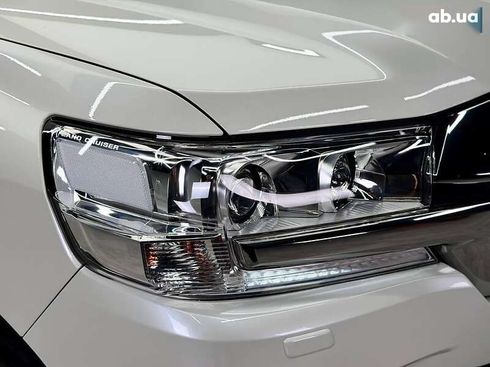 Toyota Land Cruiser 2019 - фото 17