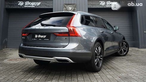 Volvo V90 Cross Country 2017 - фото 19