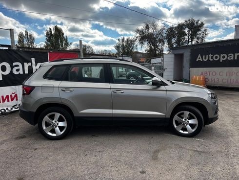 Skoda Karoq 2018 бежевый - фото 8