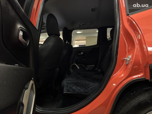 Jeep Renegade 2015 оранжевый - фото 8