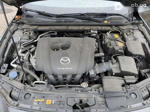 Mazda 3 2021 - фото 10