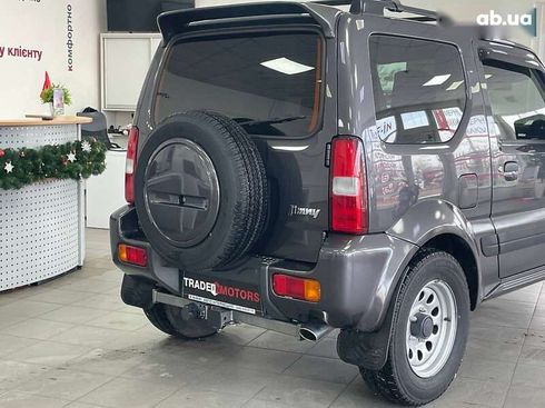 Suzuki Jimny 2018 - фото 12