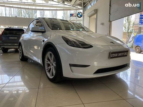 Tesla Model Y 2021 - фото 7