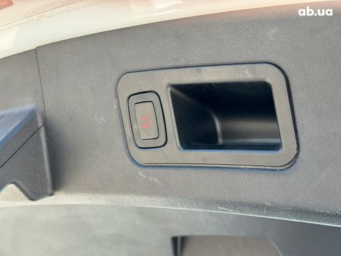 Tesla Model S 2013 белый - фото 24