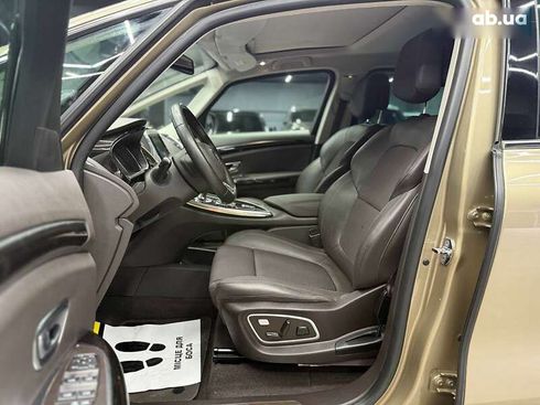 Renault Espace 2015 - фото 21
