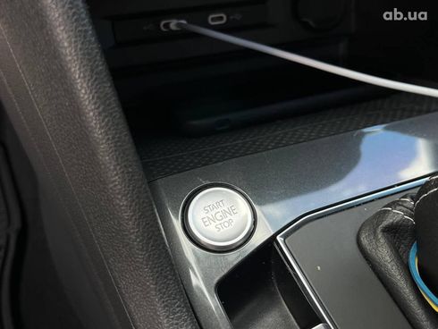 Volkswagen Tiguan 2020 черный - фото 24