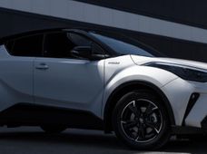 Продажа Toyota C-HR Hybrid 2022 года в Киеве - купить на Автобазаре