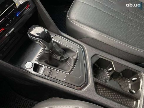 Volkswagen Tiguan 2021 - фото 21