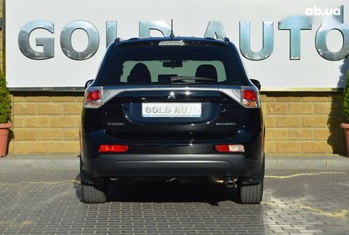 Mitsubishi Outlander 2013 - фото 8
