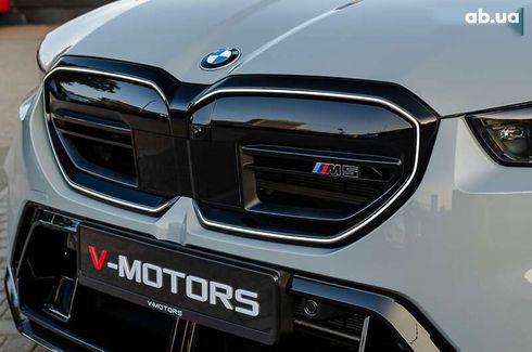 BMW M5 2025 - фото 12
