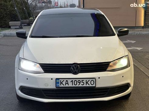 Volkswagen Jetta 2012 - фото 6