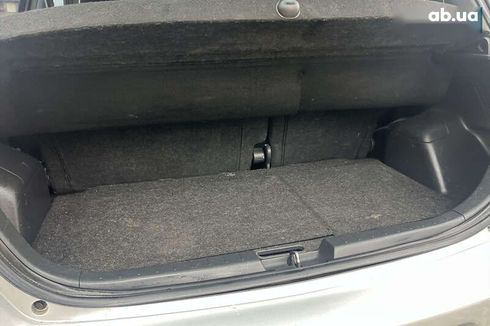 Toyota Yaris 2006 - фото 23