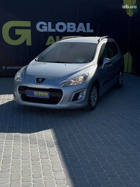 Peugeot 308 2011 - фото 2