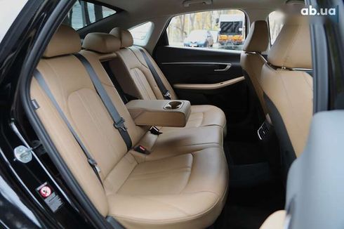Hyundai Sonata 2021 - фото 14