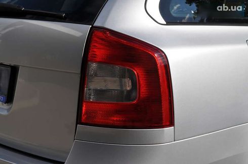 Skoda Octavia 2011 - фото 25