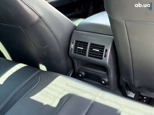 Jaguar XE 2018 - фото 23