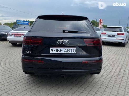 Audi Q7 2018 - фото 8