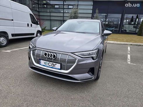 Audi E-Tron 2021 - фото 4