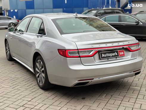 Lincoln Continental 2018 серый - фото 7