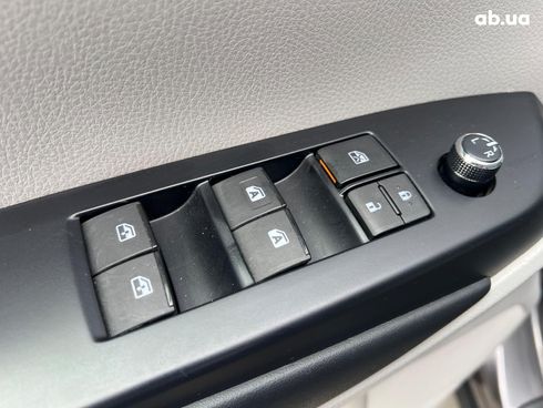 Toyota Highlander 2019 серый - фото 31