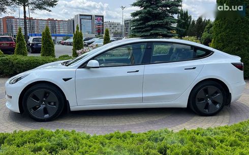 Tesla Model 3 2022 - фото 4