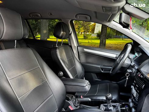 Opel Astra 2010 серый - фото 30