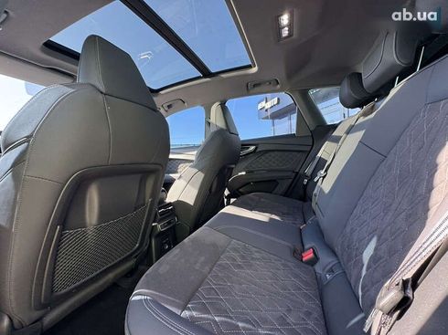 Audi Q4 e-tron 2023 - фото 22