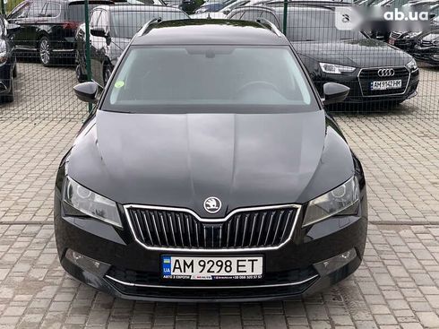 Skoda Superb 2016 - фото 5